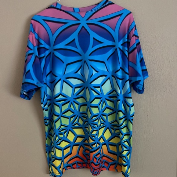 Colorful Tee - Picture 2 of 3